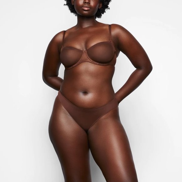 SKIMS Ultra Fine Mesh Strapless Bra Underwire Convertible 44C Clay - Picture 16 of 16